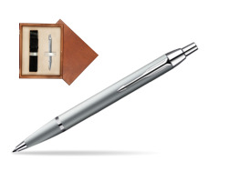 Długopis Parker IM Srebrny CT w pudełku drewnianym Mahoń Single Ecru
